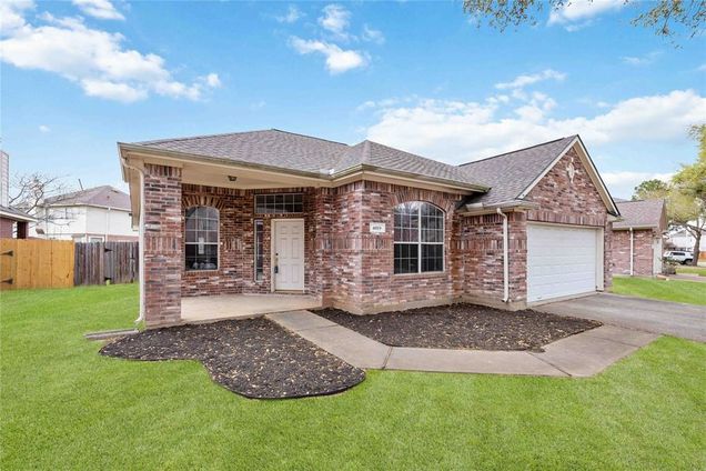 4819 Plum Forest Road