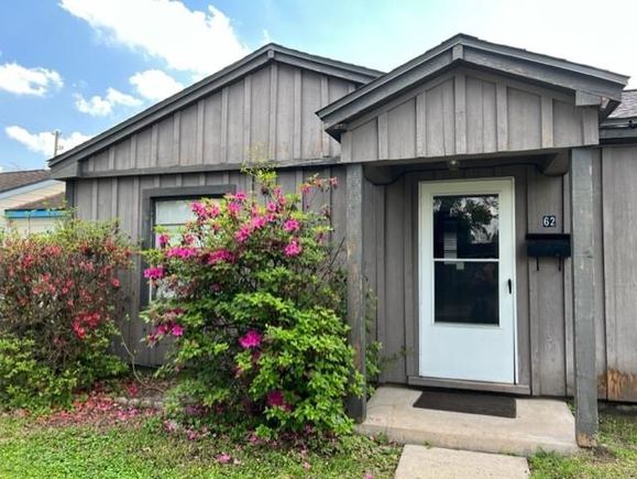 62 Trenwood Lane Houston, TX House Sold - Photo 1 of 1. Opens carousel modal
