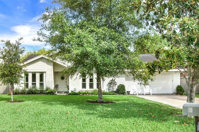 306 Maplewood Drive Friendswood, TX House Sold - Photo 1 of 1. Opens carousel modal