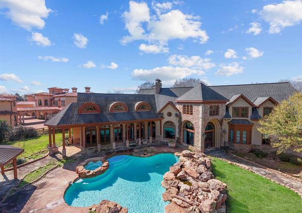 326 W Alkire Lake Drive