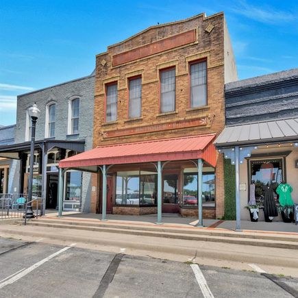 106 W Main Street