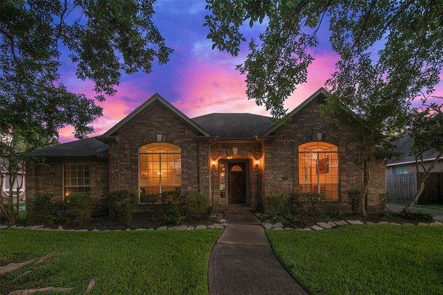 2123 Meadow Park Circle