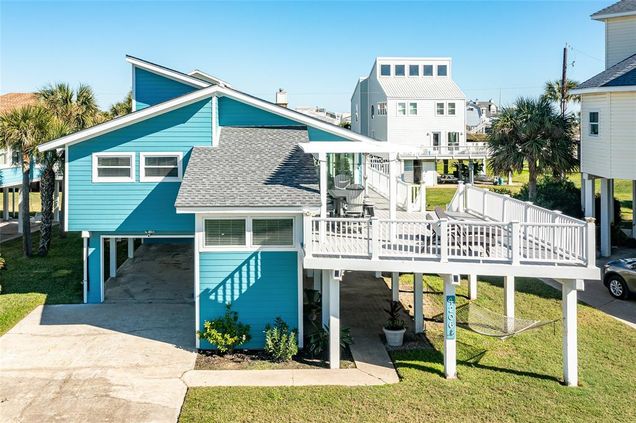 4206 Buccaneer Boulevard Galveston, TX House Sold - Photo 1 of 1. Opens carousel modal