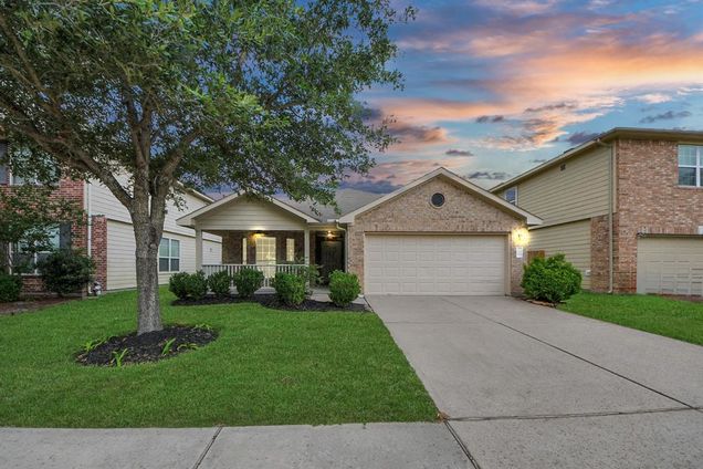 3522 Gardenia Ranch Drive Katy, TX House Active - Photo 1 of 39. Opens carousel modal