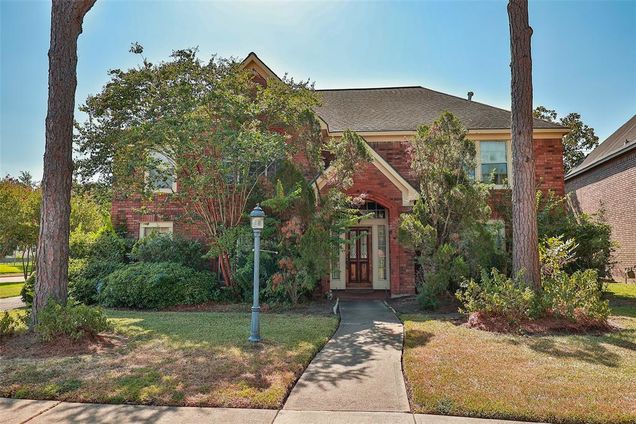 4403 Knightsbridge Boulevard Sugar Land, TX House Sold - Photo 1 of 1. Opens carousel modal