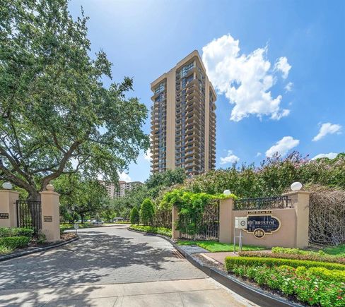 3350 Mccue Road Unit 603 Houston, TX Condo Active - Photo 1 of 20. Opens carousel modal