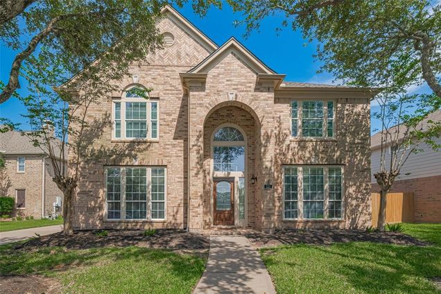 521 Opal Sky Court League City, TX House Active - Photo 1 of 50. Opens carousel modal