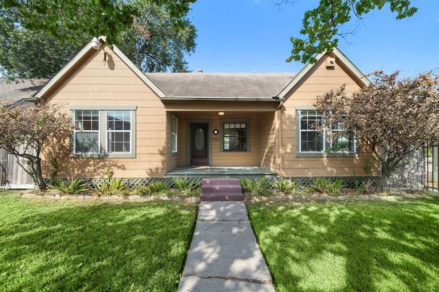 951 Alexander Street Houston, TX House Sold - Photo 1 of 1. Opens carousel modal