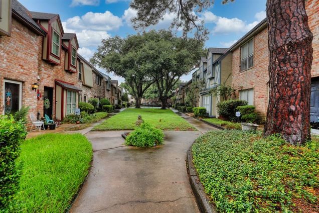 14715 Barryknoll Lane Unit 146 Houston, TX Townhouse Sold - Photo 1 of 1. Opens carousel modal