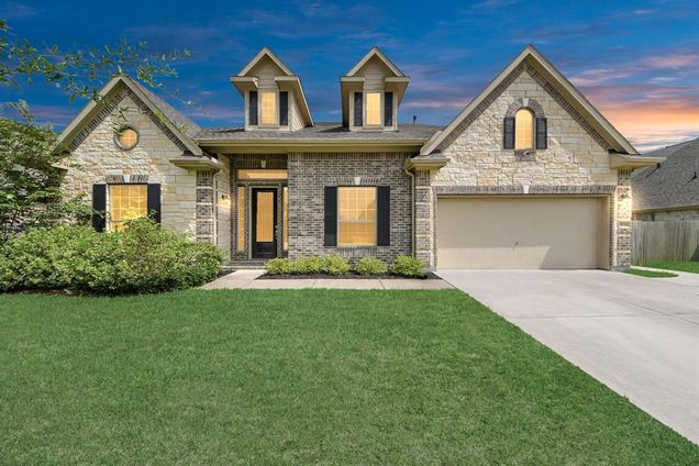 11722 Autumn Leaf Drive