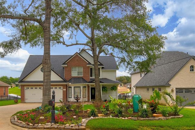 12536 Marina Loop Willis, TX House Active - Photo 1 of 47. Opens carousel modal