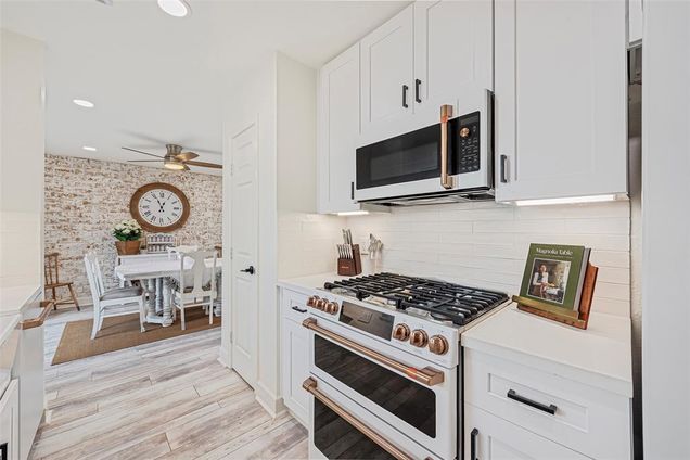 1223 Saxony Lane Houston, TX Townhouse Sold - Photo 1 of 1. Opens carousel modal