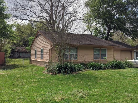 5809 Carew Houston, TX House Sold - Photo 1 of 1. Opens carousel modal