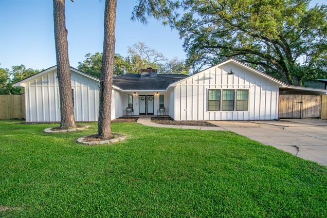 106 County Road 904
