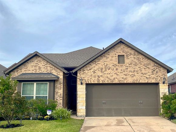132 Castlegate Lane Houston, TX House Sold - Photo 1 of 1. Opens carousel modal