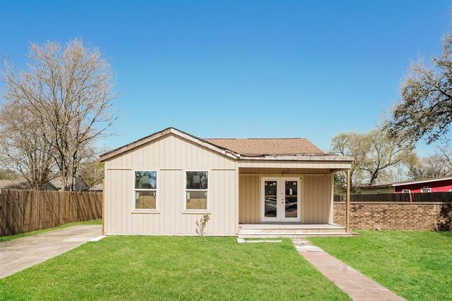 620 14th Avenue N