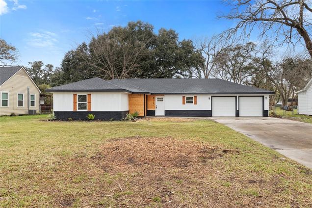 1401 Wright Boulevard Baytown, TX House Sold - Photo 1 of 1. Opens carousel modal