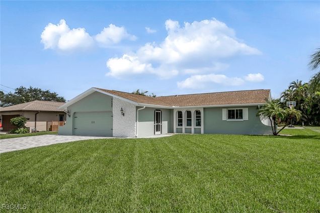 1137 SE 19th Terrace Cape Coral, FL House Active - Photo 1 of 20. Opens carousel modal