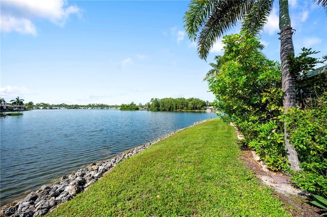 10726 Parrot Cove Circle