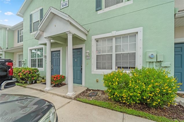 3646 Pine Oak Circle Unit 105 Fort Myers, FL Townhouse Active - Photo 1 of 24. Opens carousel modal