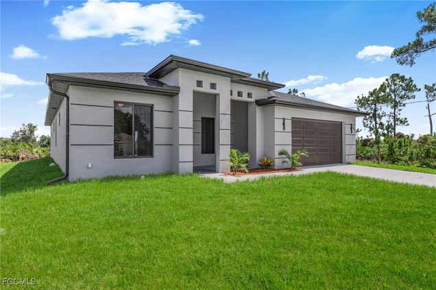 3008 62nd Street W
