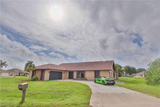 1438 Vermouth Lane Punta Gorda, FL House Active - Photo 1 of 40. Opens carousel modal