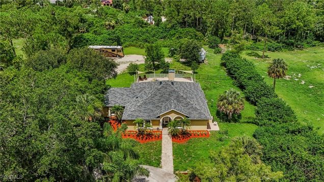 581 19th Street SW Naples, FL House Active - Photo 1 of 42. Opens carousel modal