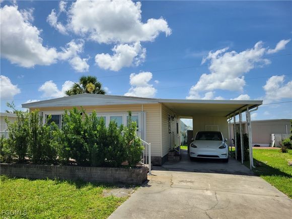 5502 Sir Walter Way North Fort Myers, FL House Active - Photo 1 of 24. Opens carousel modal