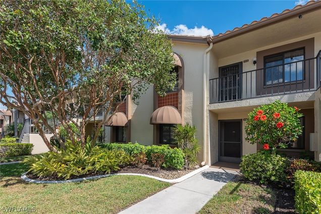 #220014059 Fort Myers, FL Condo Sold - Photo 1 of 16. Opens carousel modal