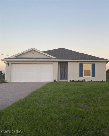 8015 Mangrove Circle Labelle, FL House Active - Photo 1 of 29. Opens carousel modal