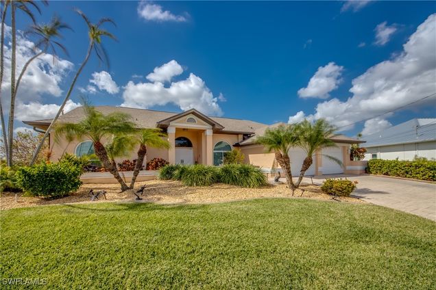 3812 SW 27th Court Cape Coral, FL House Active - Photo 1 of 49. Opens carousel modal