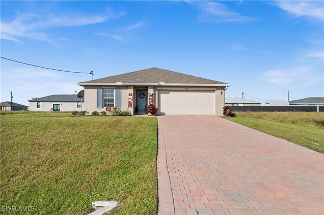 7024 Waldo Circle Labelle, FL House Active - Photo 1 of 29. Opens carousel modal
