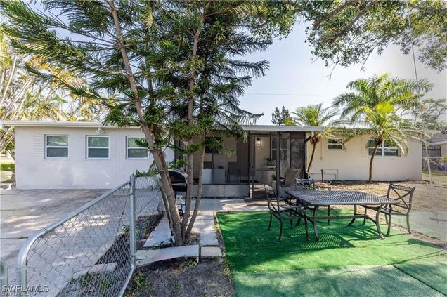 2123 Braman Avenue Fort Myers, FL Multifamily Active - Photo 1 of 7. Opens carousel modal