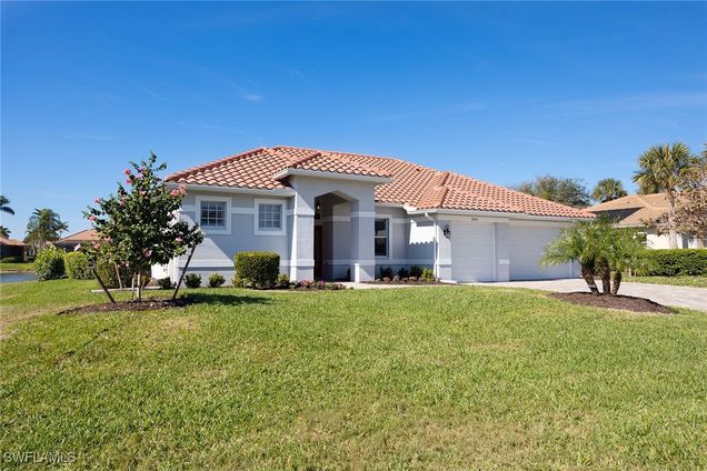 8943 Lely Island Circle