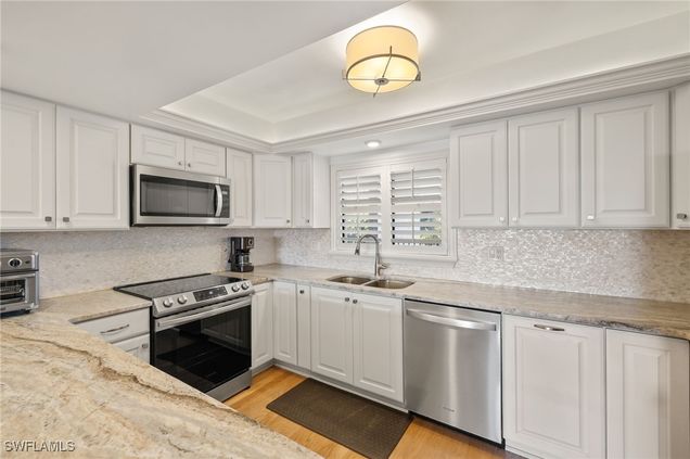 4140 Steamboat Bend E Unit 404 Fort Myers, FL Condo Active - Photo 1 of 30. Opens carousel modal