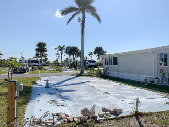19681 Summerlin #225j Road Fort Myers, FL Plot of land Active - Photo 1 of 6. Opens carousel modal