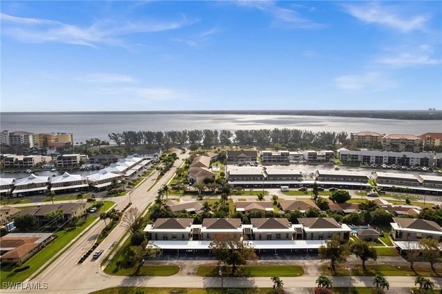 4213 SE 19th Avenue Unit 205 Cape Coral, FL Condo Active - Photo 1 of 28. Opens carousel modal