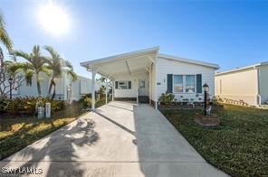 89 Pacific Way Unit 89 Naples, FL House Active - Photo 1 of 25. Opens carousel modal