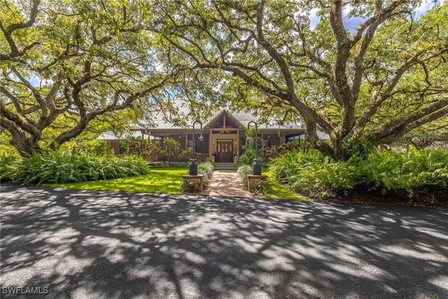 1181 Aspen Boulevard Labelle, FL House Active - Photo 1 of 50. Opens carousel modal
