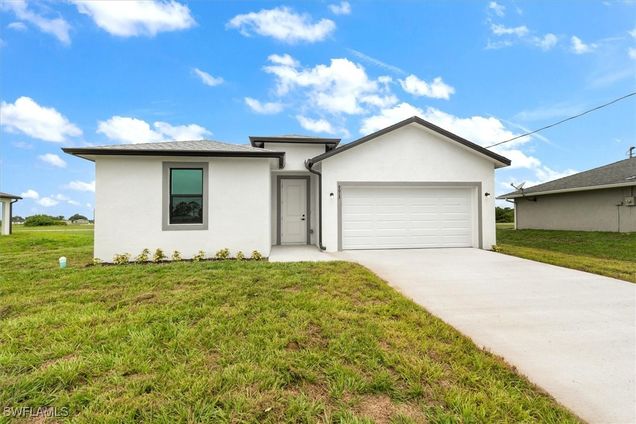 9013 Largo Circle