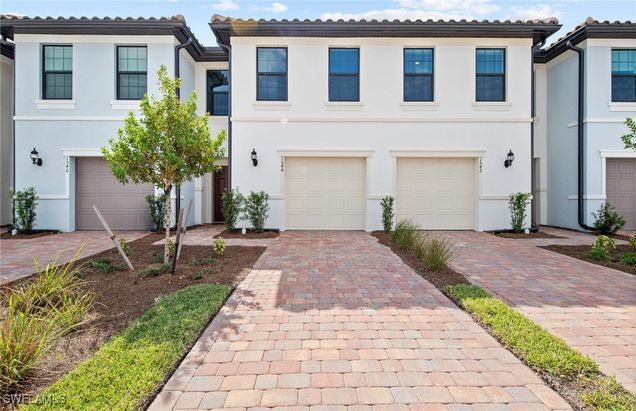1647 Lake Jessup Circle