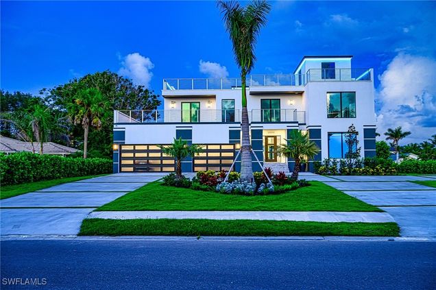 3800 Crayton Road