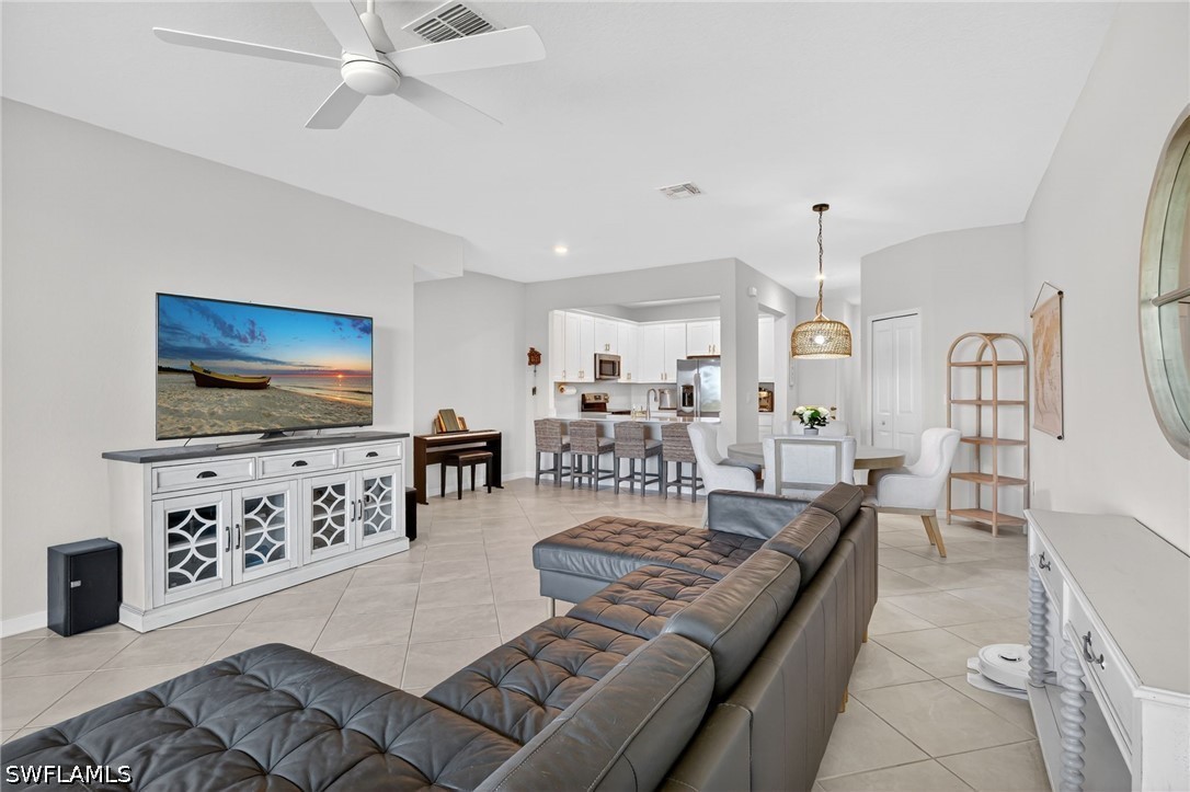 2821 Citrus St, Naples, FL 34120 | MLS# 226031973