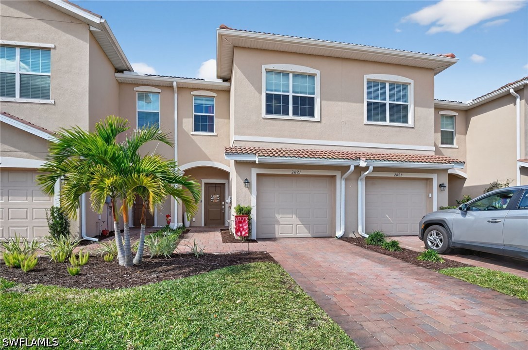 2821 Citrus St, Naples, FL 34120 | MLS# 226031973