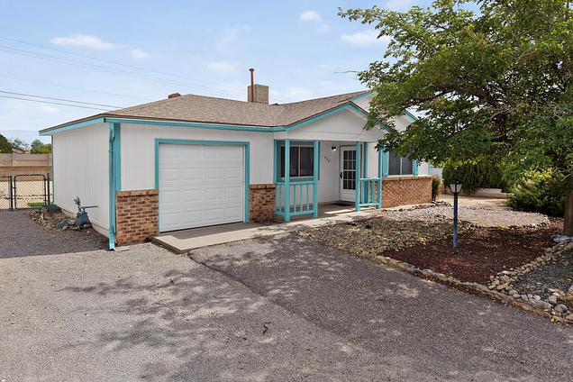 Per Rio Ranchero 938 Sunflower Dr SW, Rio Rancho, NM 87124 | MLS# 1113024
