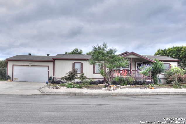 511 Gatewood Circle New Braunfels, TX House Sold - Photo 1 of 25. Opens carousel modal