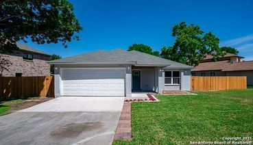 8031 Sunshine Trail Dr