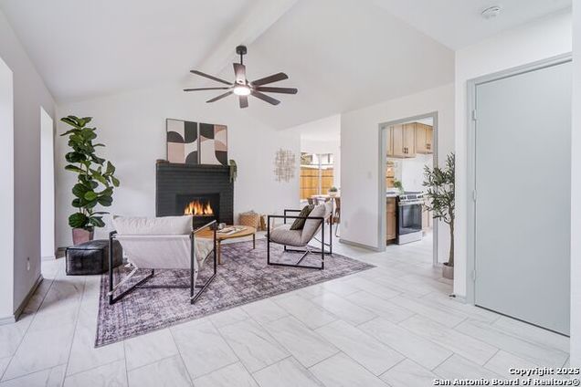 2307 Moss Terrace