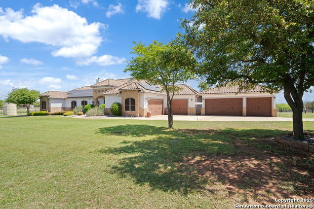 2101 Oak Valley New Braunfels, TX House Active - Photo 1 of 42. Opens carousel modal