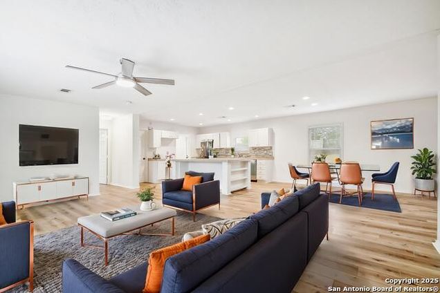 525 Gatewood Cir New Braunfels, TX House Active - Photo 1 of 25. Opens carousel modal